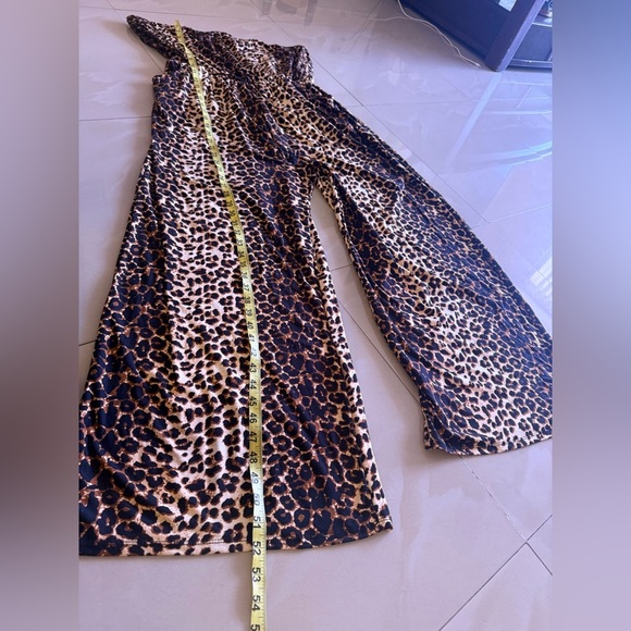 Plus Size Women’s sleeveless Leopard Print Jumpsuit size 3X pre-owned wide leg - Picture 9 of 16